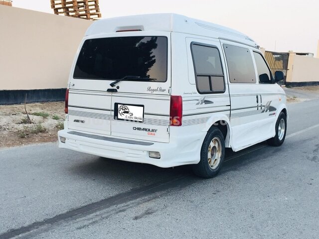 1998 شيفروليه أسترو