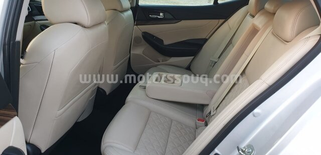 2016 Nissan Maxima