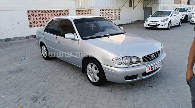 2000 Toyota Corolla