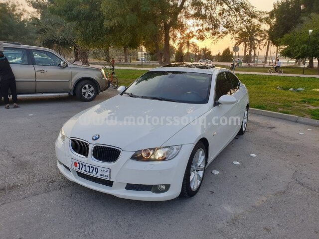 2009 بي إم دبليو 325