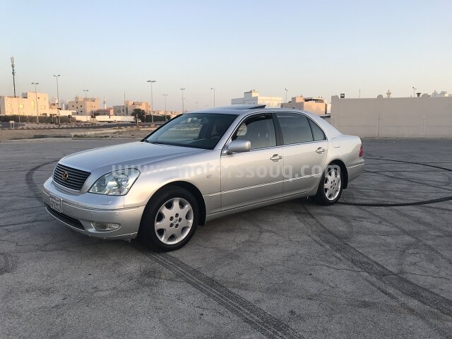 2003 لكزس إل إس