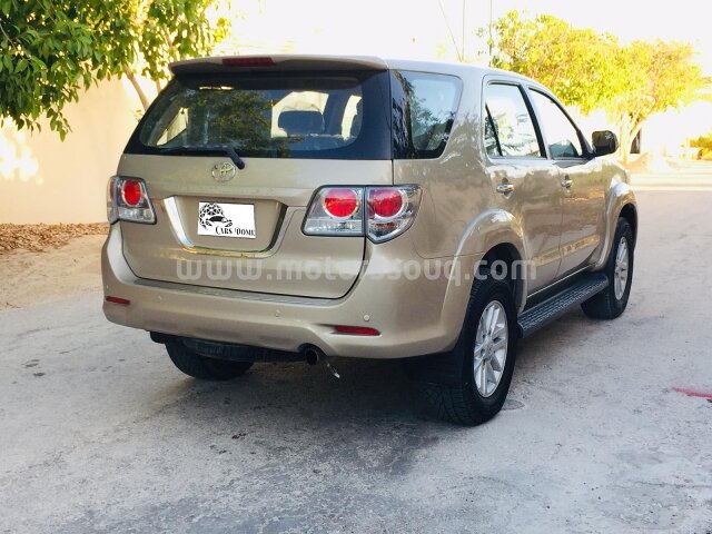 2013 Toyota Fortuner