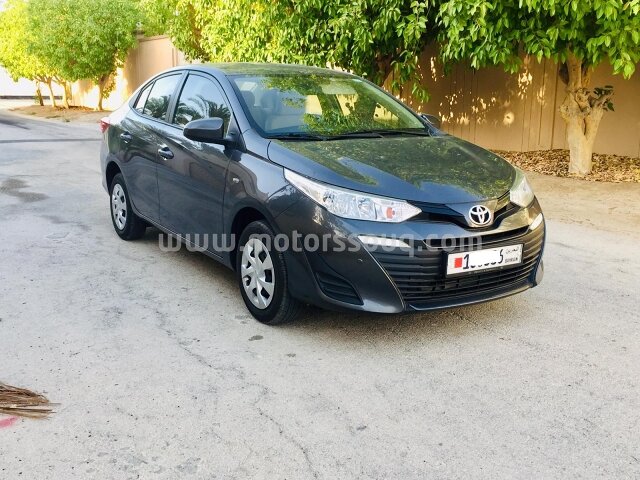 2019 تويوتا يارس
