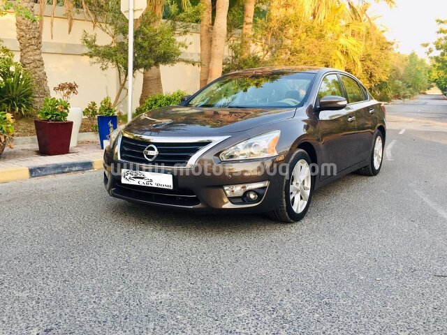2013 نيسان ألتيما