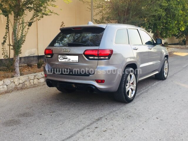2014 جيب شيروكي