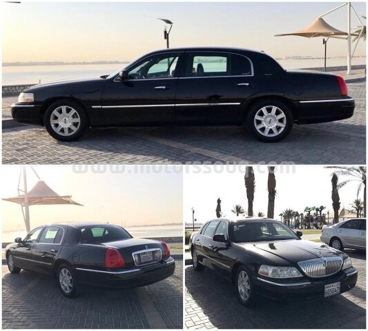 2007 لينكون تاون كار