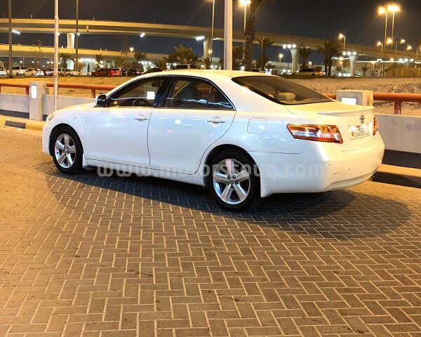 2011 تويوتا كامري