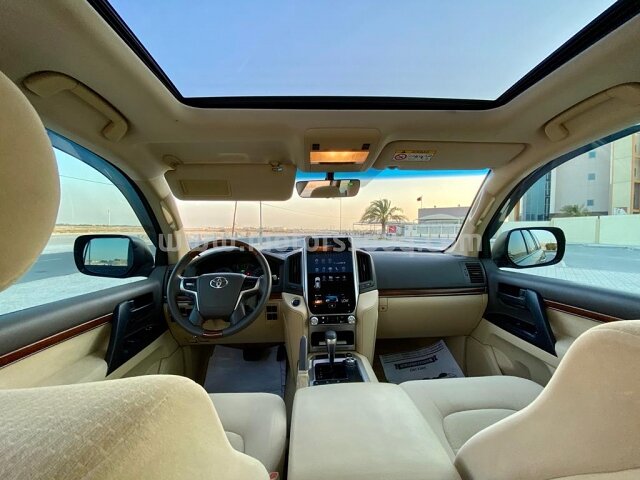 2016 Toyota Land Cruiser