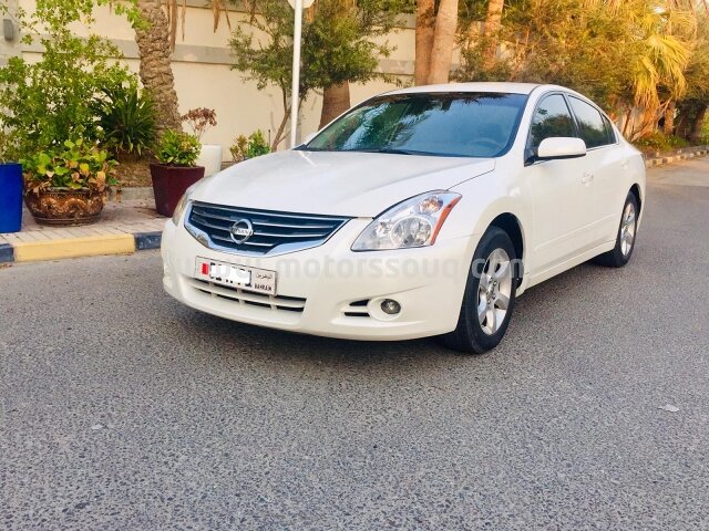 2012 نيسان ألتيما