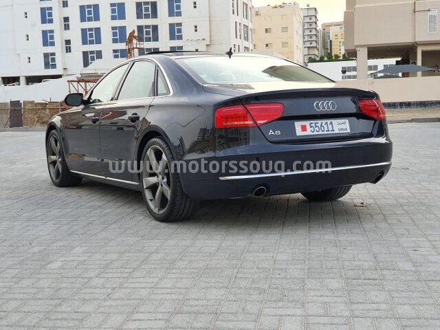2013 أودي أيه 8
