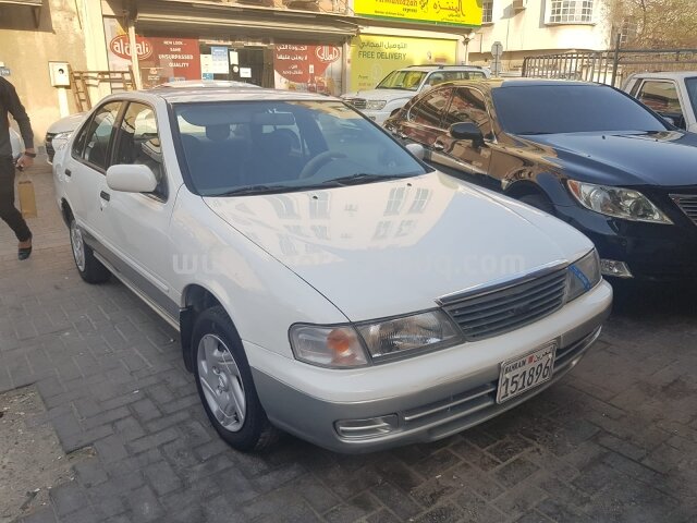 1998 نيسان صني