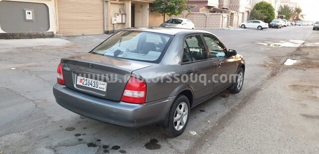 2004 مازدا مازدا 3