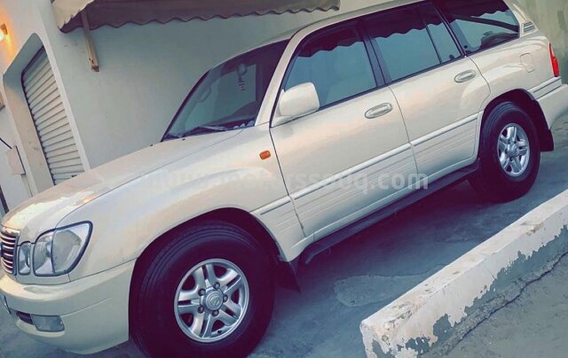 1999 Lexus LX