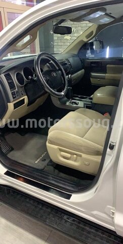 2013 Toyota Sequoia