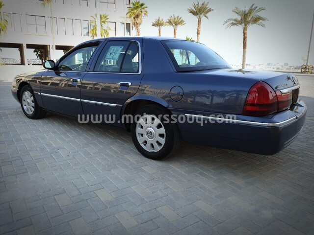 2004 Mercury Grand Marquis