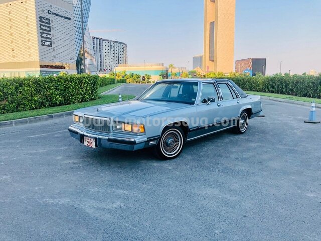 1990 ميركوري جراند ماركيز