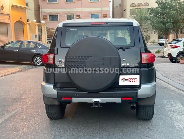 2008 تويوتا إف جيه