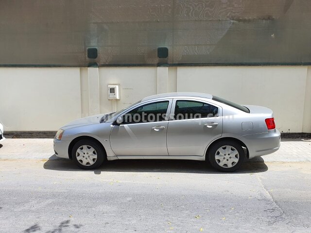 2013 Mitsubishi Galant