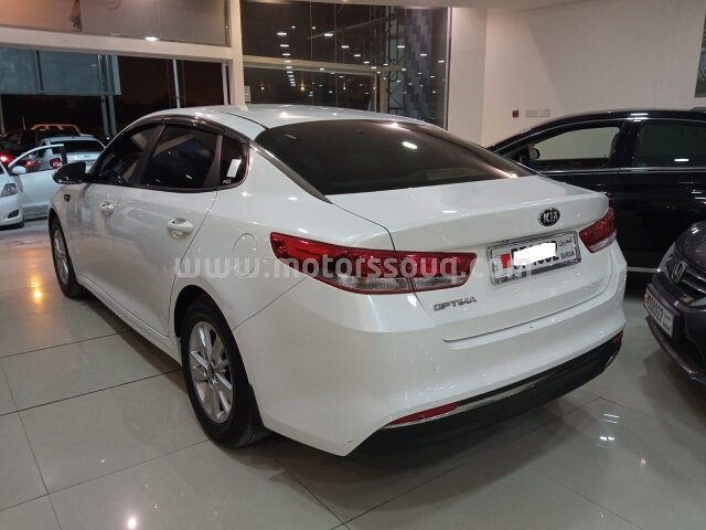 2017 KIA Optima