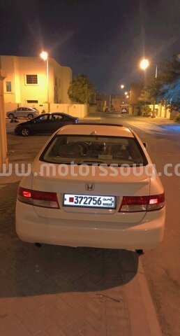 2005 هوندا أكورد