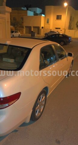 2005 هوندا أكورد