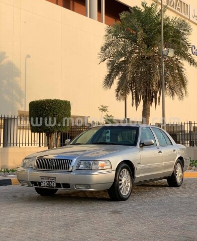 2011 Ford Grand Marquis