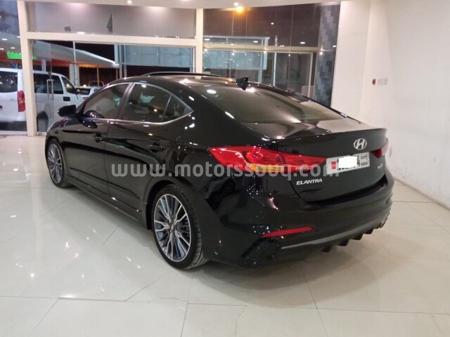 2018 Hyundai Elantra