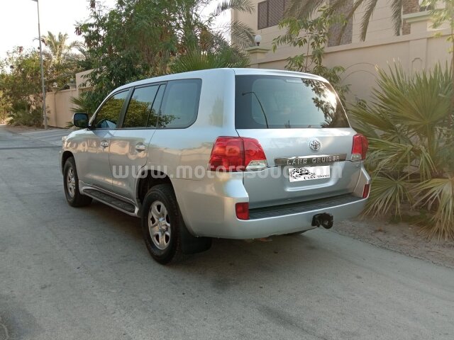 2013 Toyota Land Cruiser