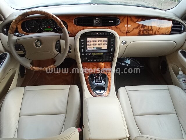 2004 Jaguar XJ