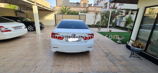2012 Toyota Aurion