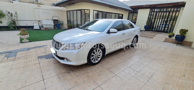 2012 Toyota Aurion