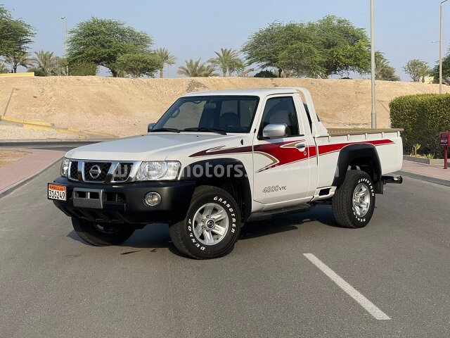 2013 نيسان بيك أب