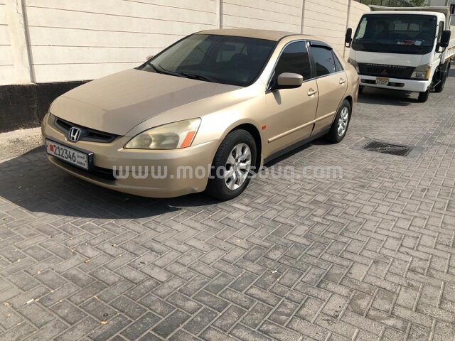 2004 هوندا أكورد