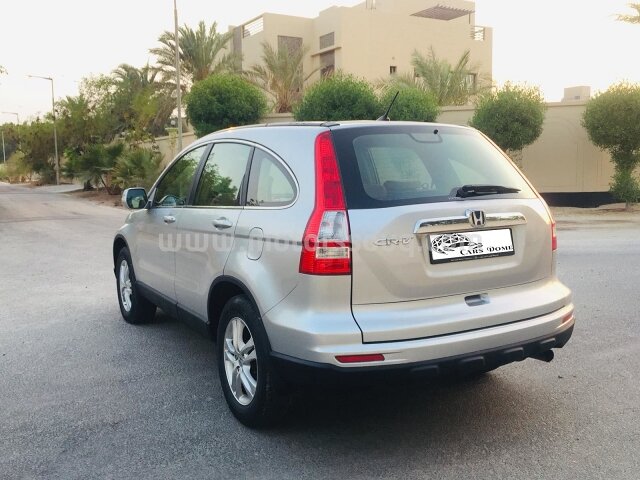 2011 هوندا سي آر في