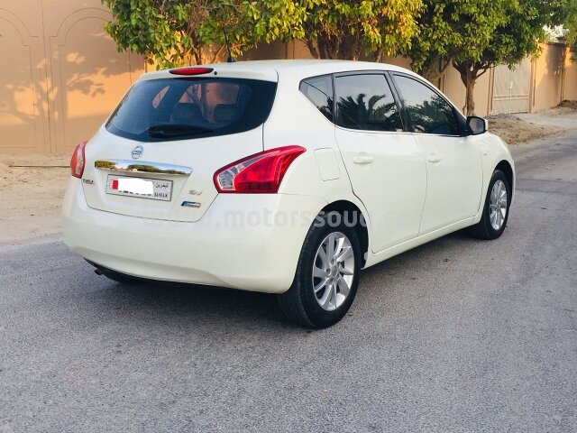 2015 Nissan Tiida