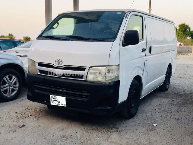 2013 تويوتا هايس