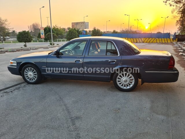 2009 ميركوري جراند ماركيز