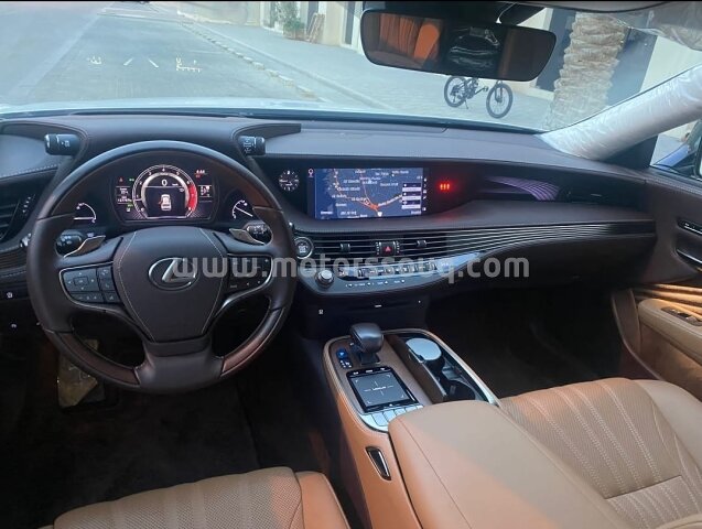 2018 Lexus LS