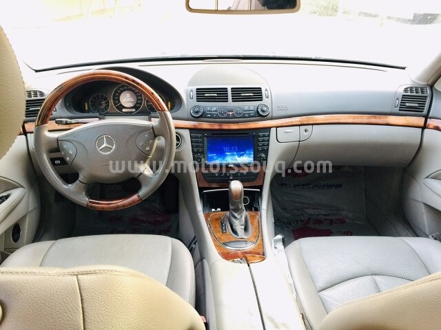 2005 Mercedes-Benz E