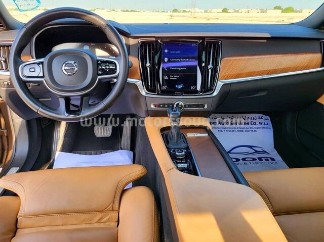 2017 Volvo S90
