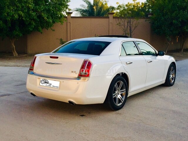 2013 Chrysler 300