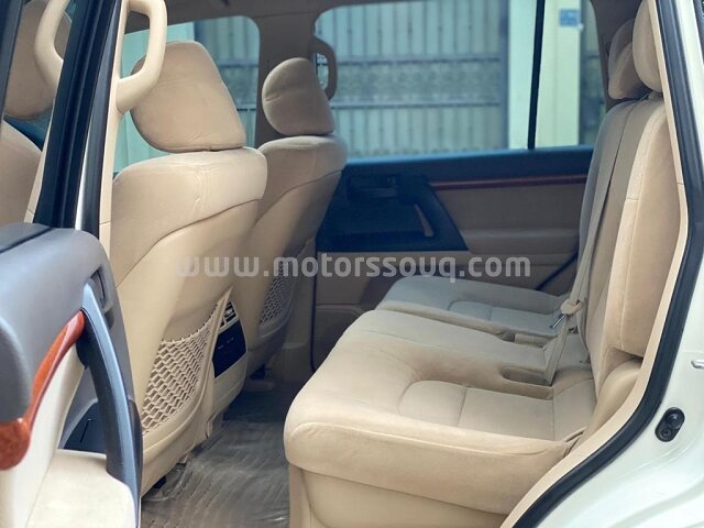 2012 Toyota Land Cruiser