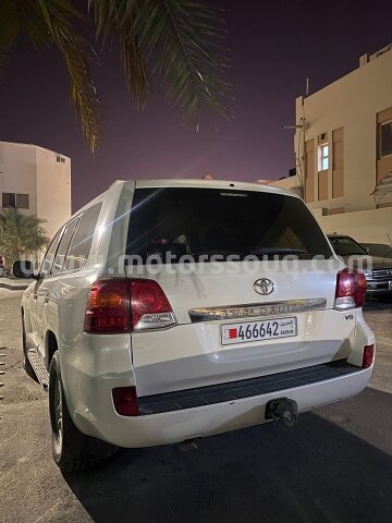 2014 Toyota Land Cruiser