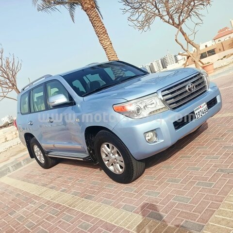 2011 Toyota Land Cruiser