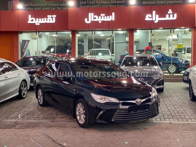 2016 تويوتا كامري