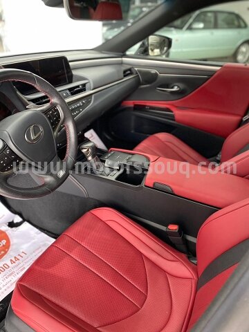 2019 Lexus ES