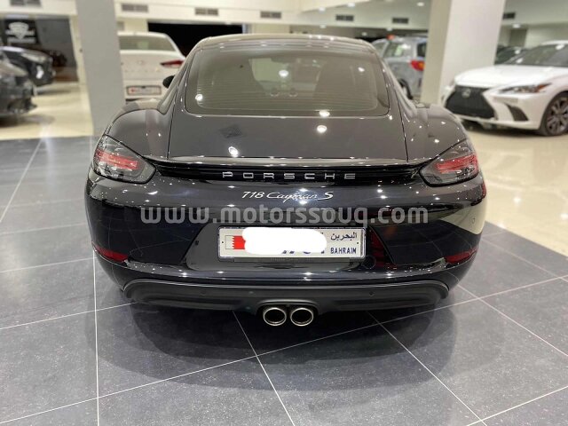 2018 Porsche Cayman S