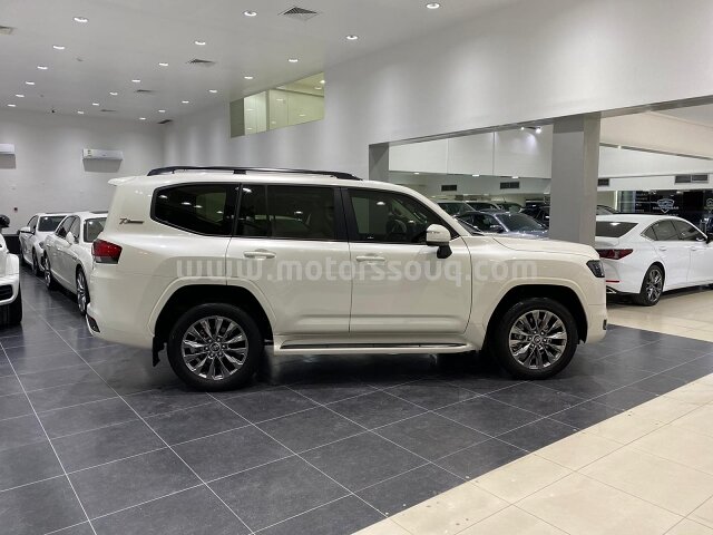 2022 Toyota Land Cruiser