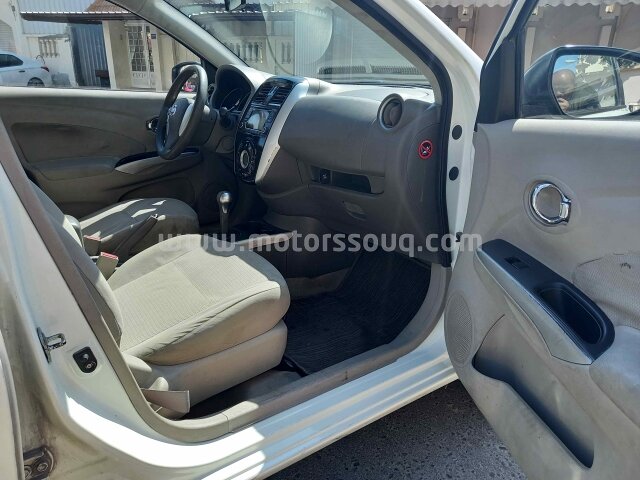 2015 Nissan Sunny