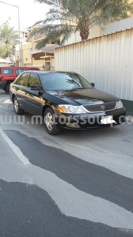 2001 تويوتا أفالون
